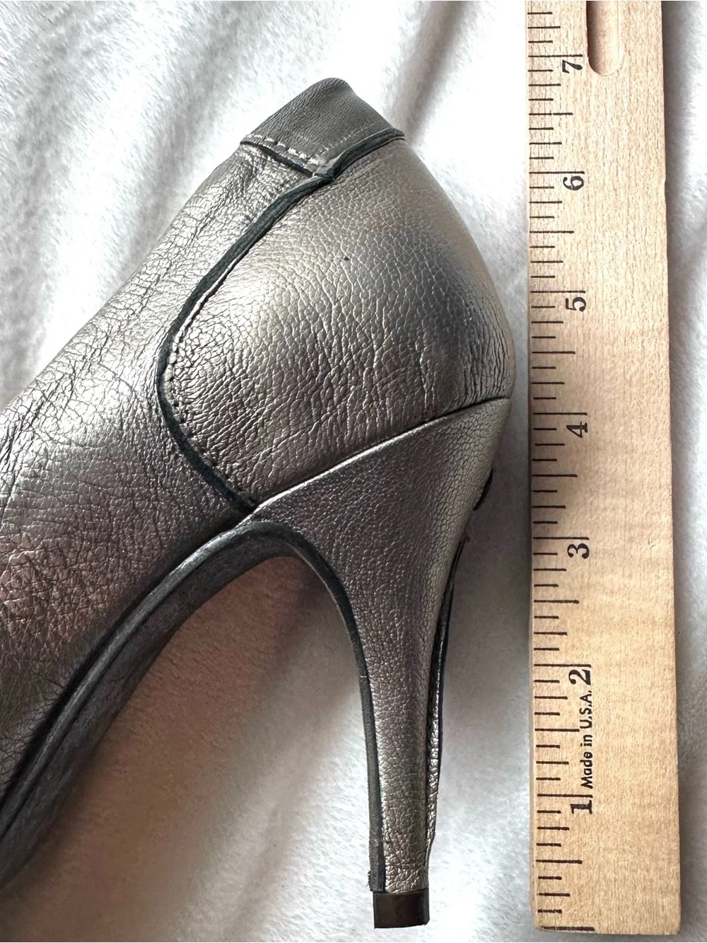 Fly Girl London Silver Pewter Metallic High Heel Pumps 9 Round Toe Portugal